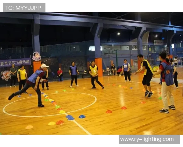 飞盘热点：解读重庆飞盘队的边路渗透